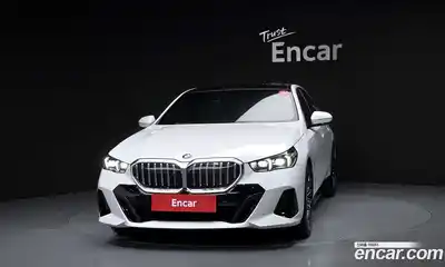 BMW 5 серия 2023 2.0 автомат (гидро), миниатюра 3