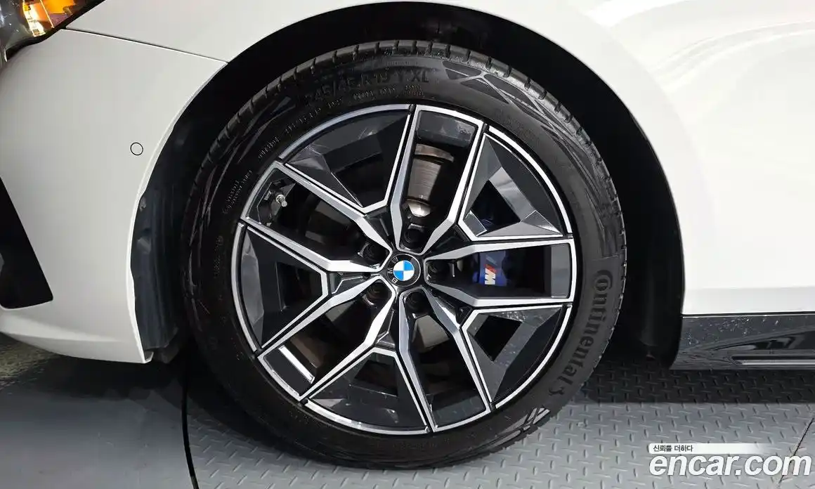 BMW 5 серия 2023 2.0 автомат (гидро), фото 5