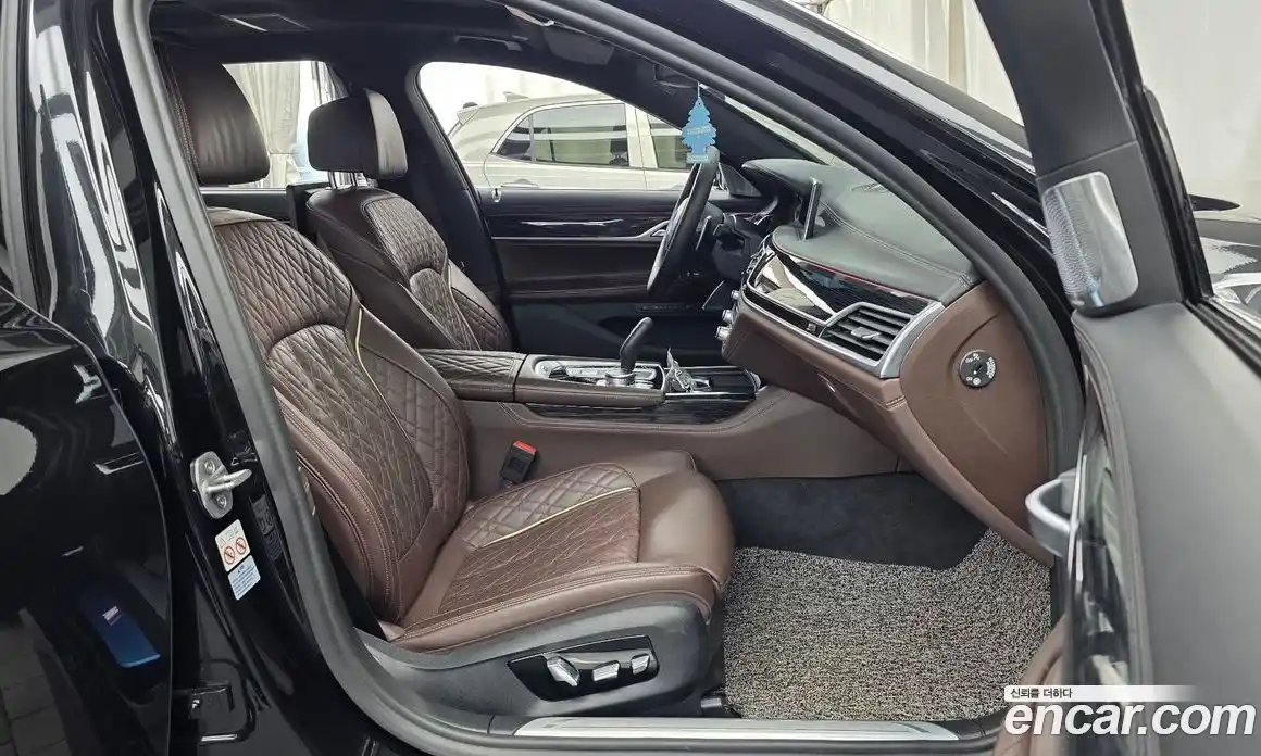 BMW 7 серия 2022 3.0 автомат (гидро), фото 11