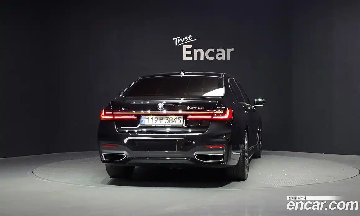 BMW 7 серия 2022 3.0 автомат (гидро), фото 4