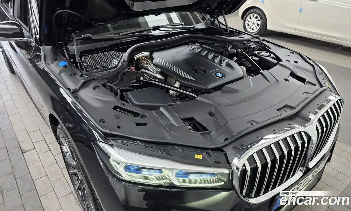 BMW 7 серия 2022 3.0 автомат (гидро), фото 6