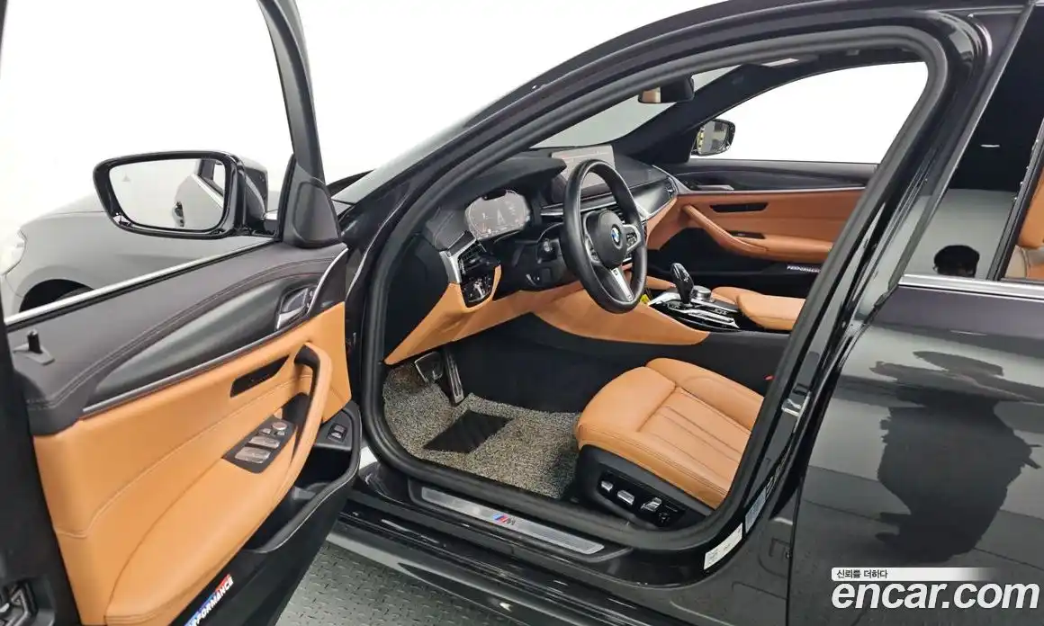BMW 5 серия 2023 2.0 автомат (гидро), фото 13