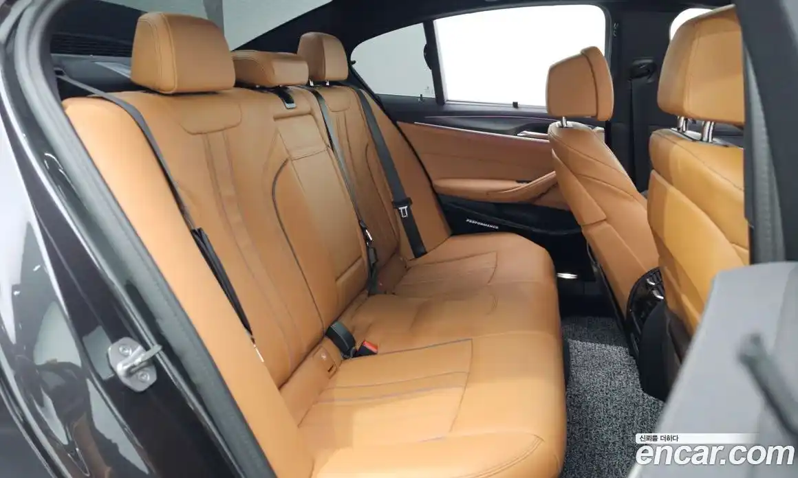 BMW 5 серия 2023 2.0 автомат (гидро), фото 18