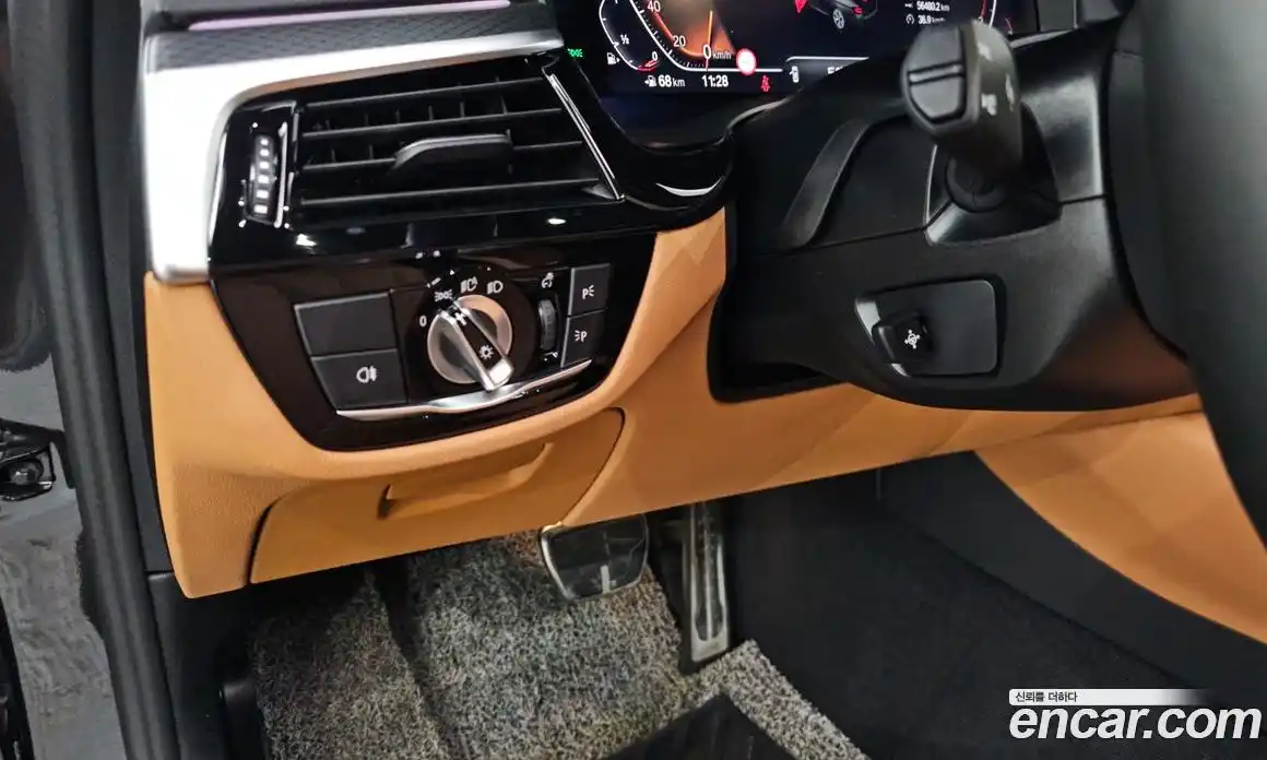 BMW 5 серия 2023 2.0 автомат (гидро), фото 32