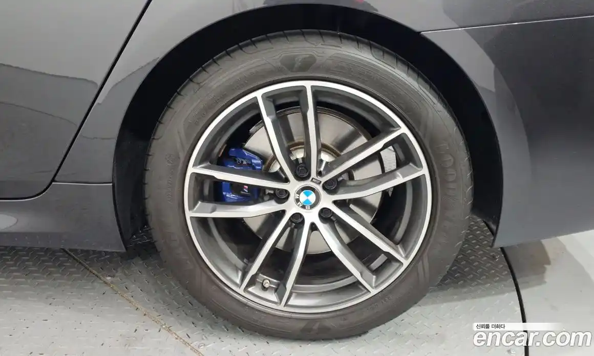 BMW 5 серия 2023 2.0 автомат (гидро), фото 7