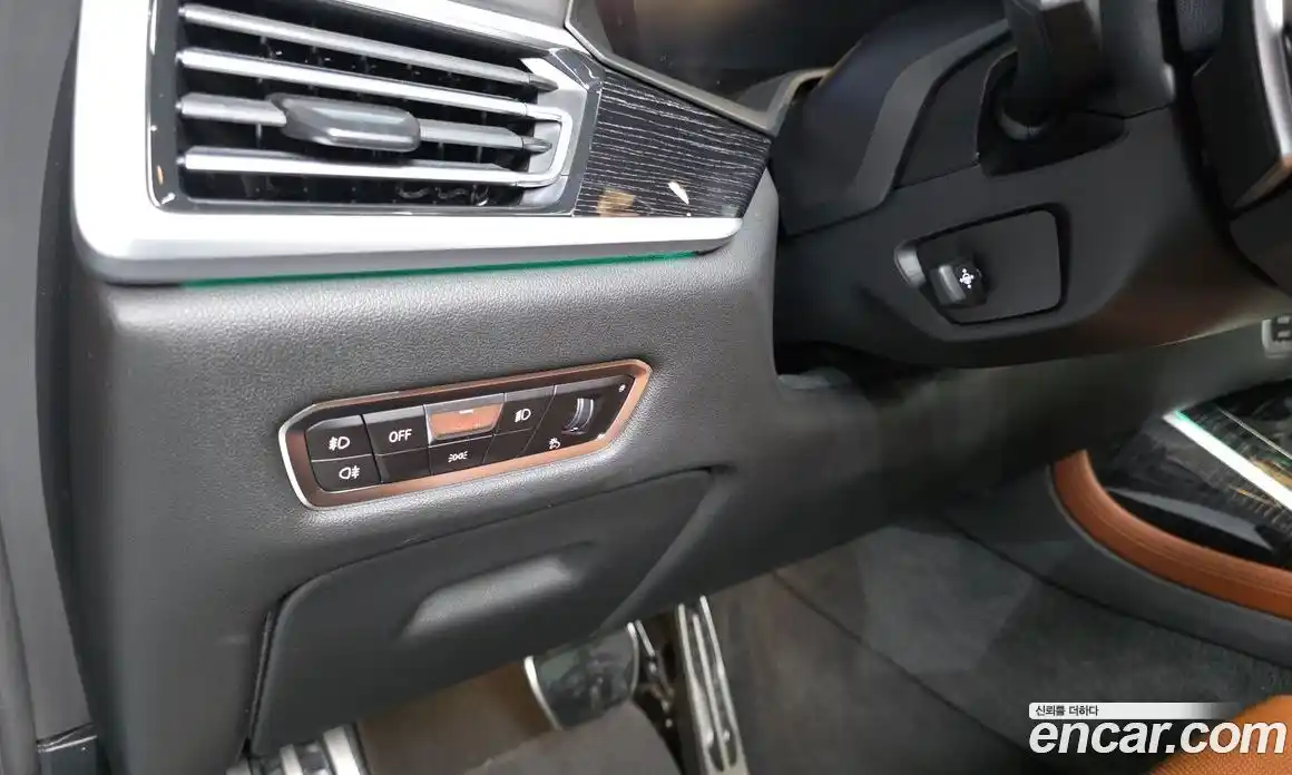 BMW X7 2021 3.0 автомат (гидро), фото 27