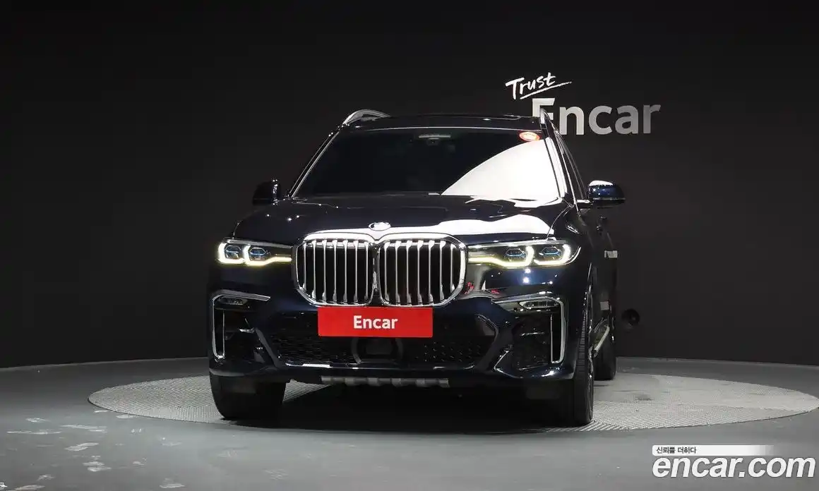 BMW X7 2021 3.0 автомат (гидро), фото 3