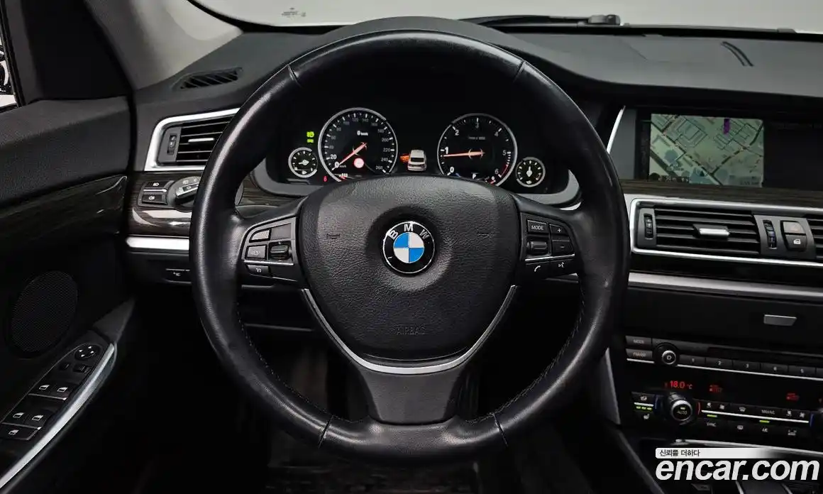 BMW 5 серия 2015 2.0 автомат (гидро), фото 17