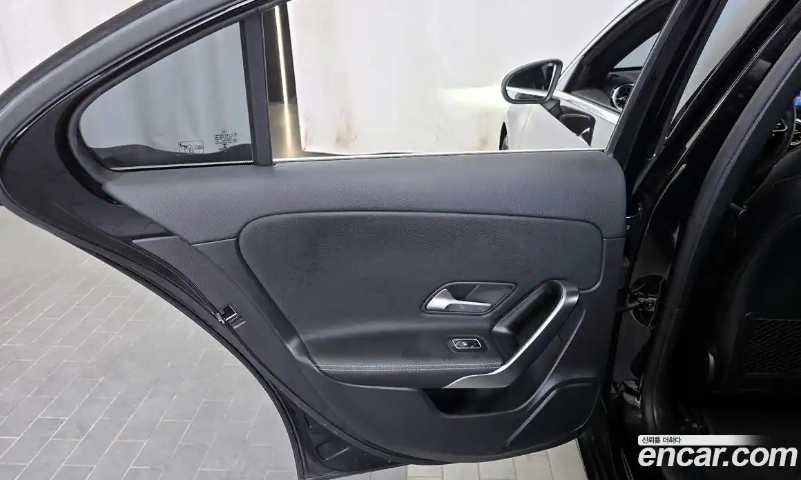 Mercedes-Benz A-Class 2021 2.0 гидро, фото 15 Mercedes-Benz A-Class 2021 2.0 гидро, фото 15
