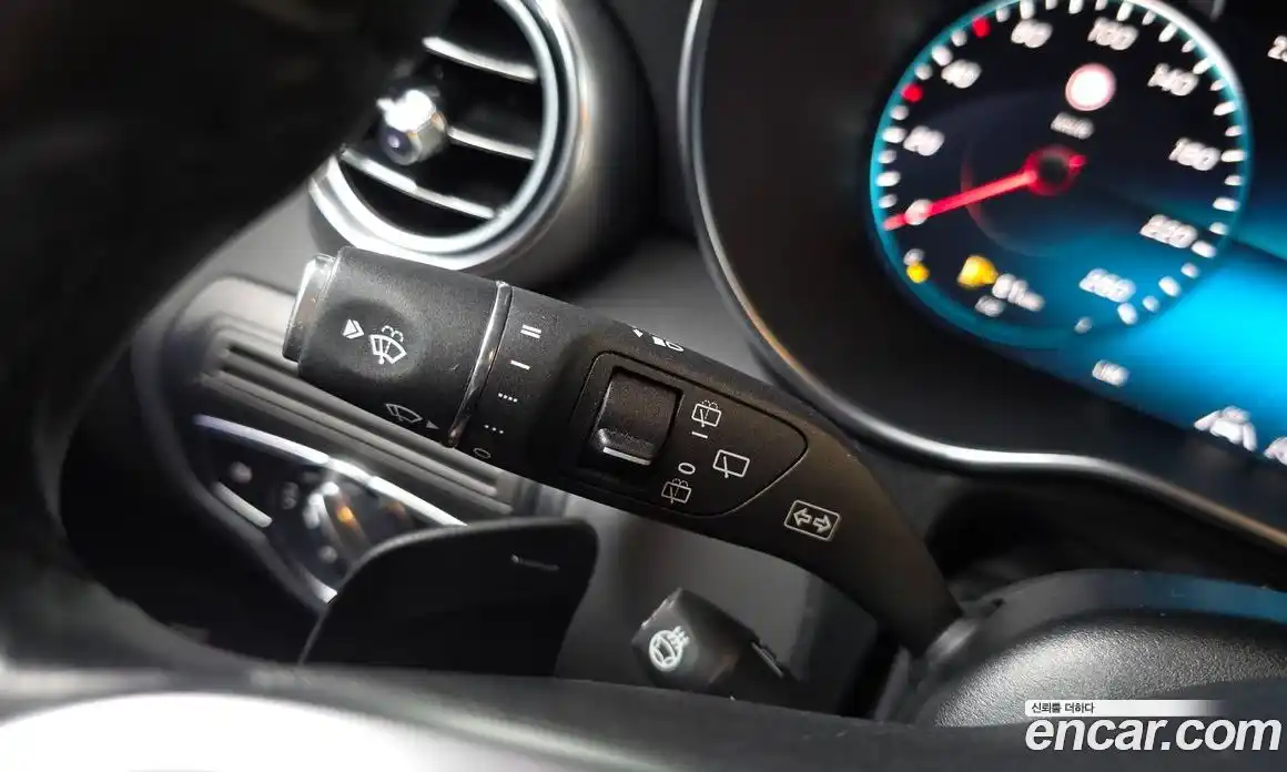 Mercedes-Benz GLC-Class 2022 2.0 автомат (гидро), фото 23