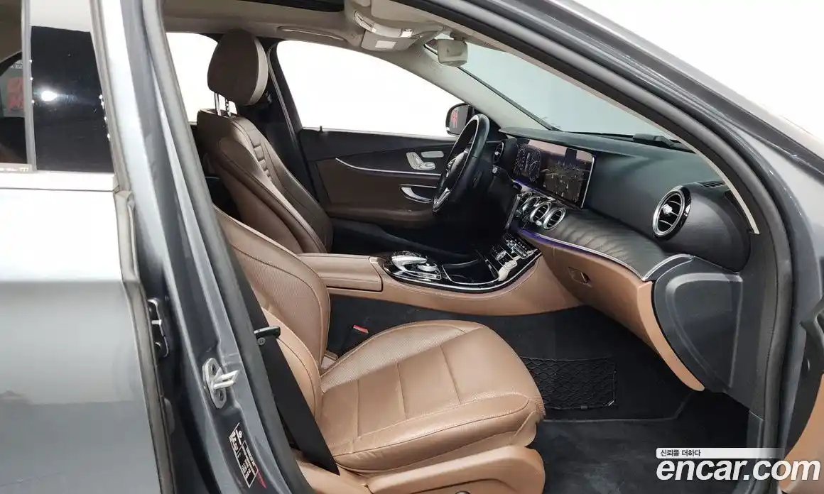 Mercedes-Benz E-Class 2018 2.0 гидро, фото 16 Mercedes-Benz E-Class 2018 2.0 гидро, фото 16