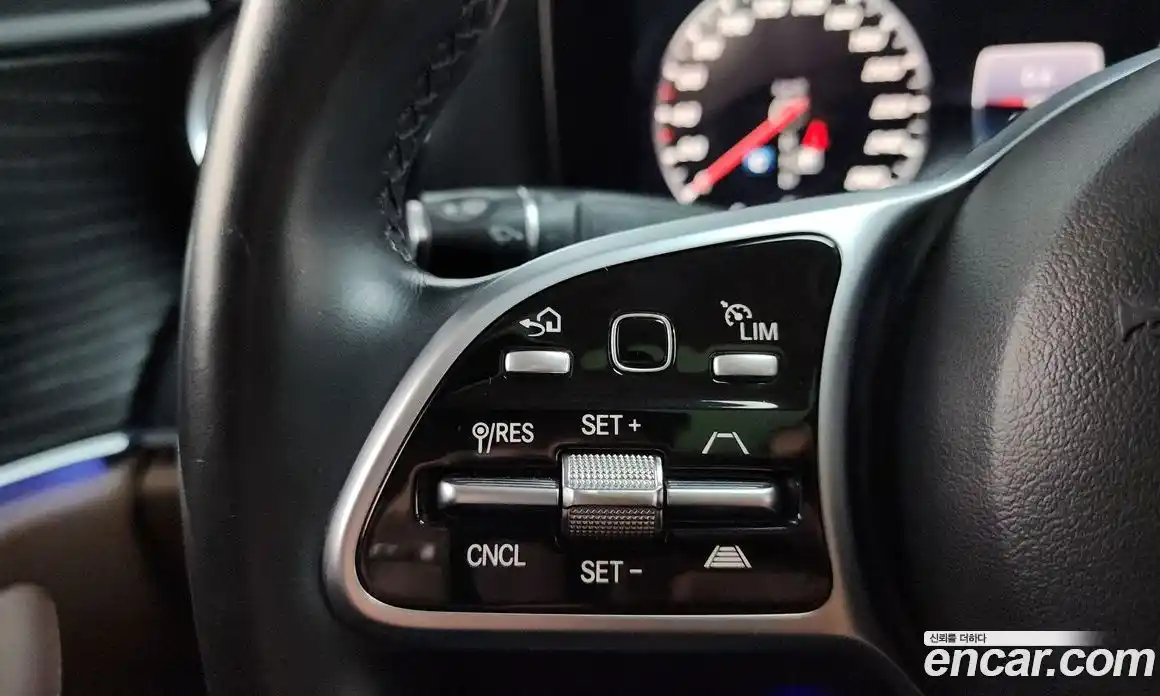 Mercedes-Benz E-Class 2018 2.0 гидро, фото 21 Mercedes-Benz E-Class 2018 2.0 гидро, фото 21