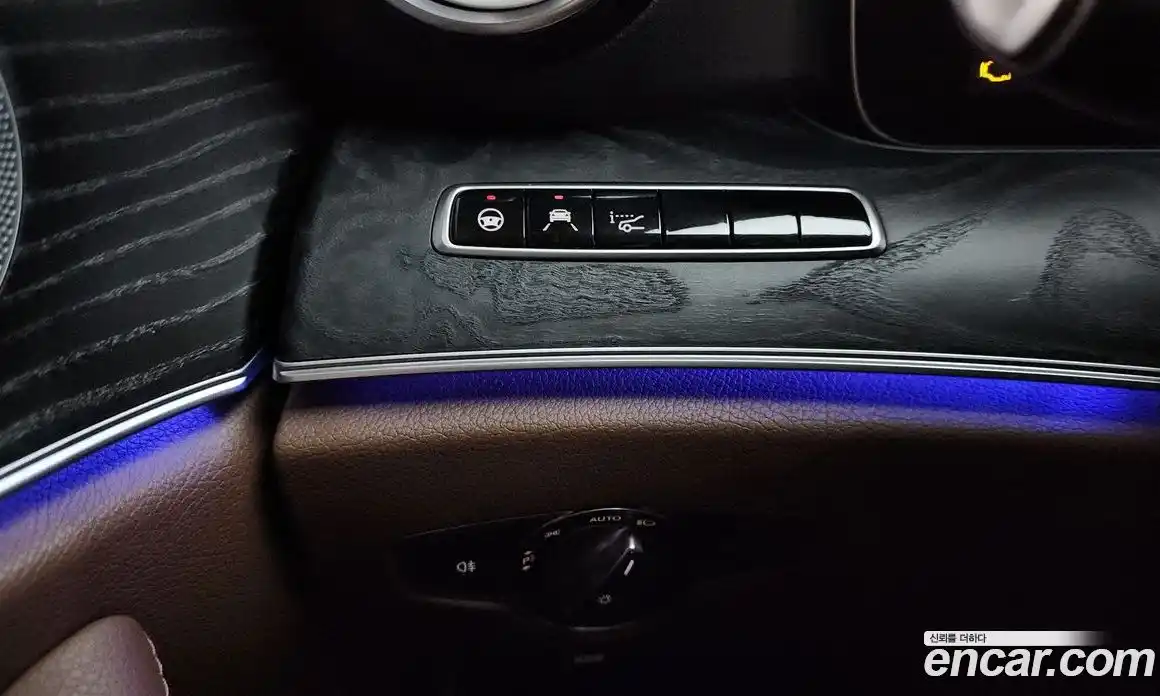 Mercedes-Benz E-Class 2018 2.0 гидро, фото 29 Mercedes-Benz E-Class 2018 2.0 гидро, фото 29