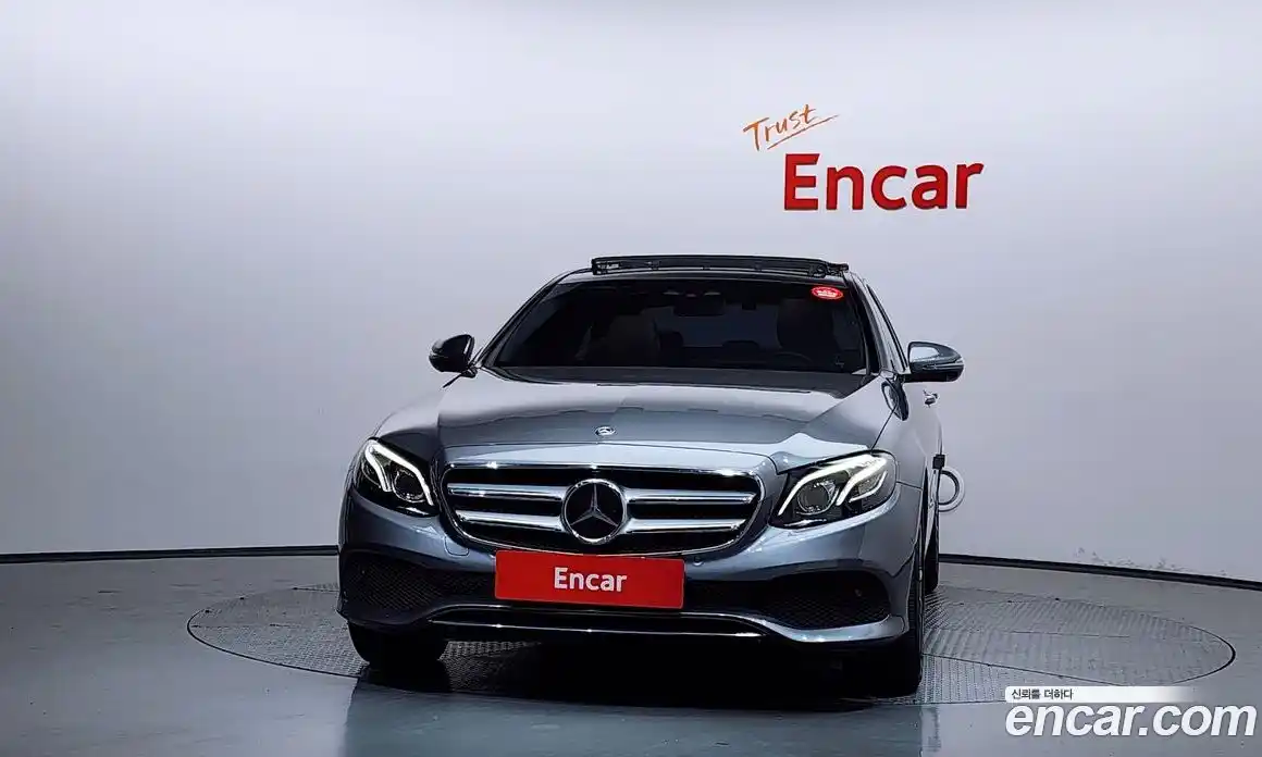 Mercedes-Benz E-Class 2018 2.0 гидро, фото 3 Mercedes-Benz E-Class 2018 2.0 гидро, фото 3