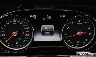 Mercedes-Benz E-Class 2019 2.0 автомат (гидро), миниатюра 11