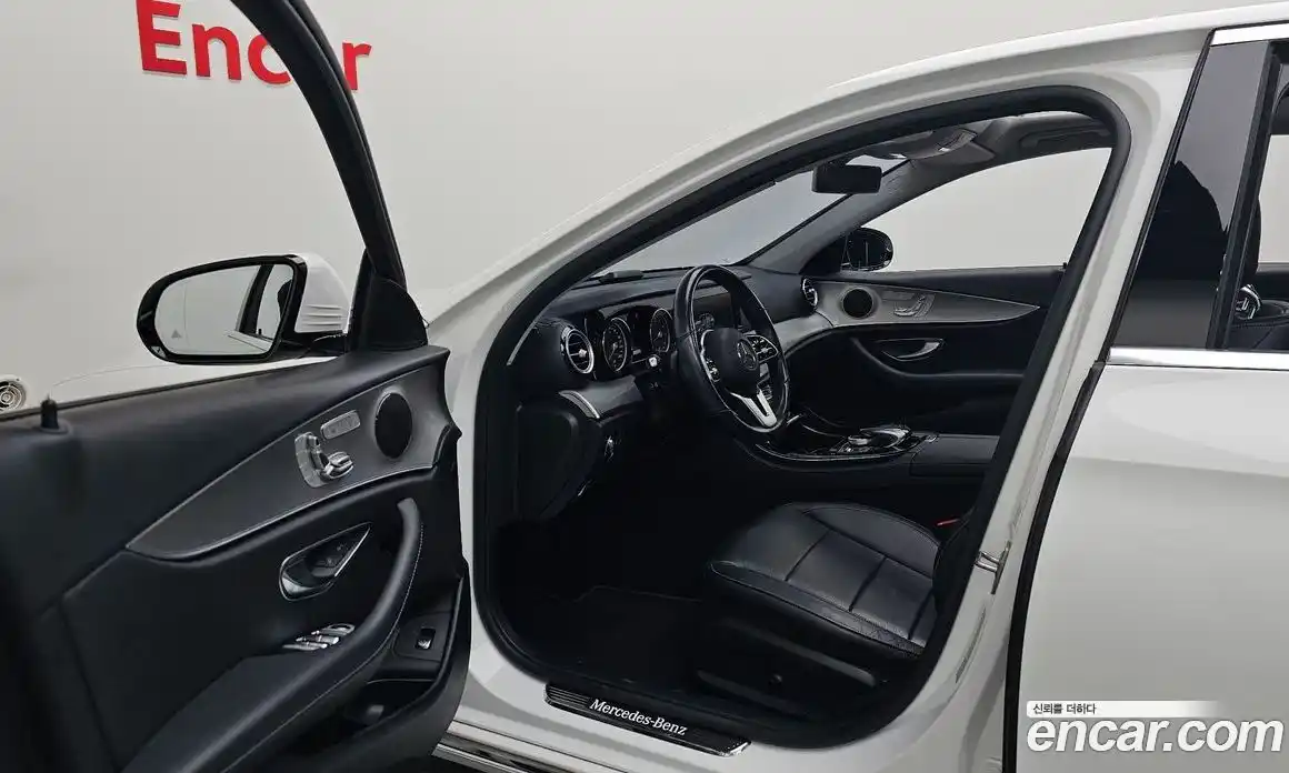 Mercedes-Benz E-Class 2019 2.0 автомат (гидро), фото 13