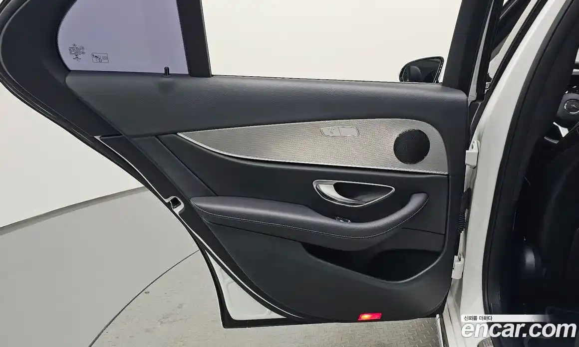 Mercedes-Benz E-Class 2019 2.0 автомат (гидро), фото 15