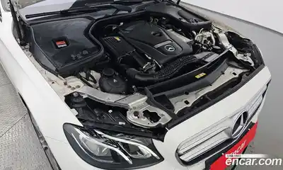 Mercedes-Benz E-Class 2019 2.0 автомат (гидро), миниатюра 6