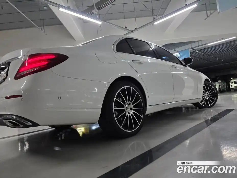 Mercedes-Benz E-Class 2017 2.0 гидро, фото 11