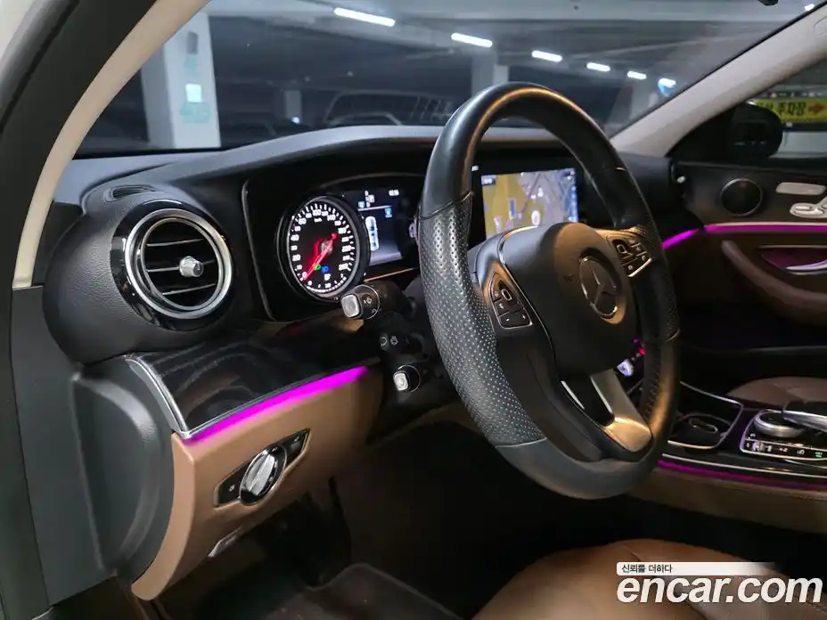 Mercedes-Benz E-Class 2017 2.0 гидро, фото 17