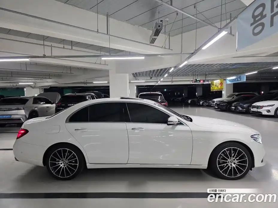 Mercedes-Benz E-Class 2017 2.0 гидро, фото 3