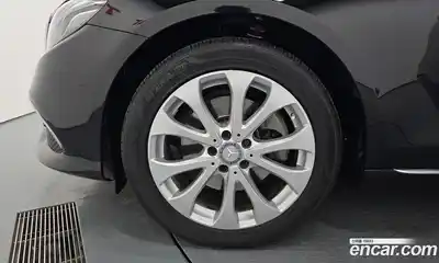 Mercedes-Benz E-Class 2017 1.9 гидро, миниатюра 5