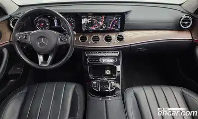 Mercedes-Benz E-Class 2017 1.9 гидро, миниатюра 7