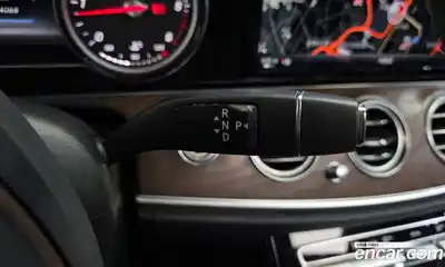 Mercedes-Benz E-Class 2017 1.9 гидро, миниатюра 9