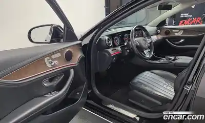 Mercedes-Benz E-Class 2017 1.9 гидро, миниатюра 10