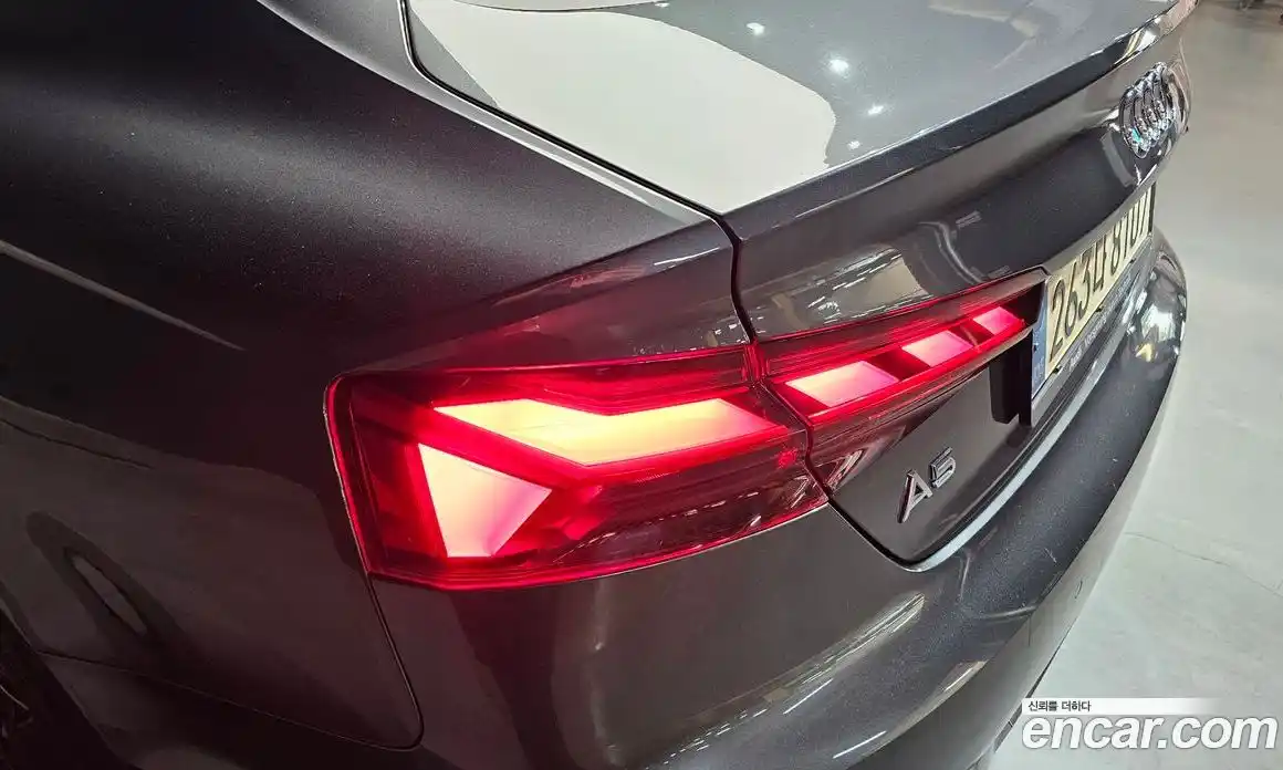 Audi A5 2021 2.0 автомат (гидро), фото 9