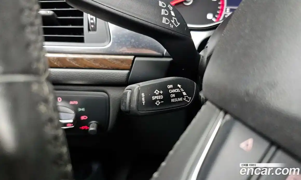 Audi A6 2016 2.0 автомат (гидро), фото 17