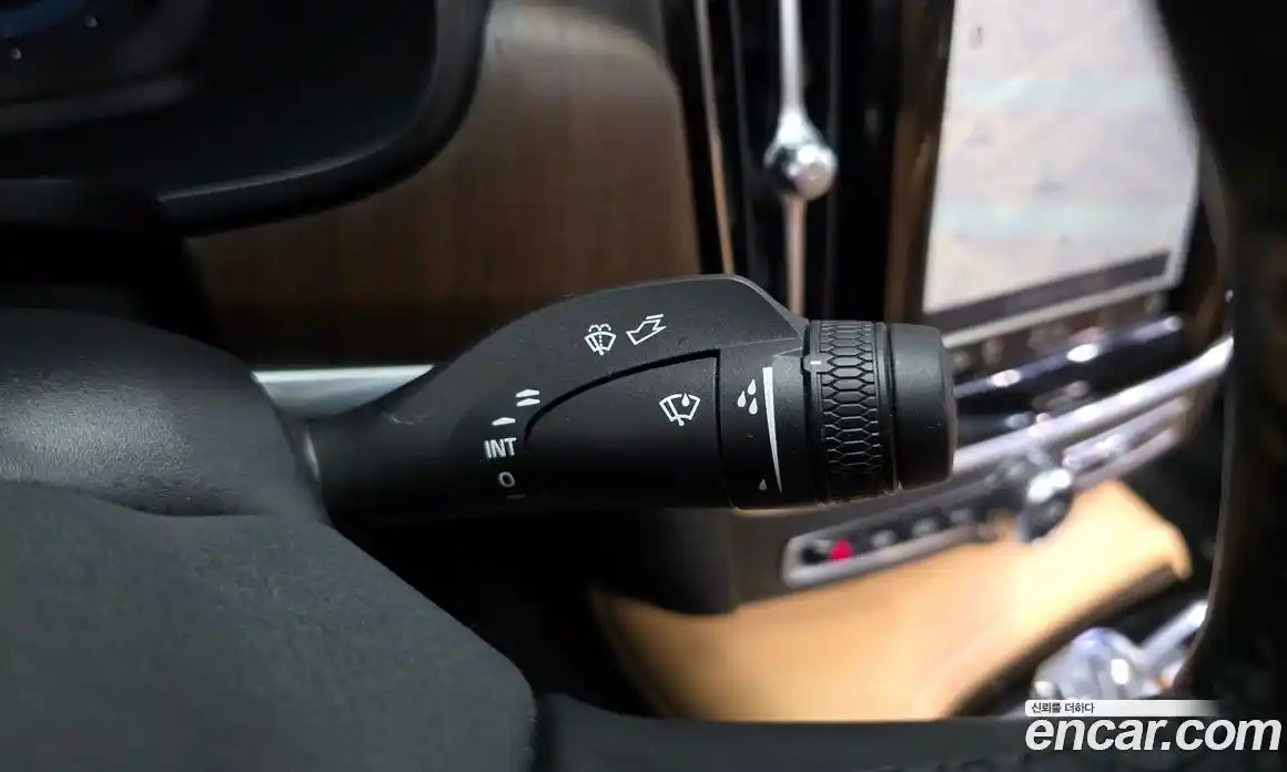 Volvo S90 2023 2.0 автомат (гидро), фото 27