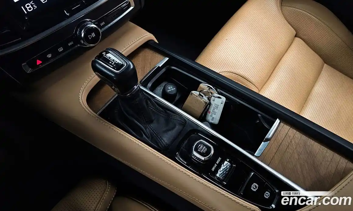 Volvo S90 2019 2.0 автомат (гидро), фото 9