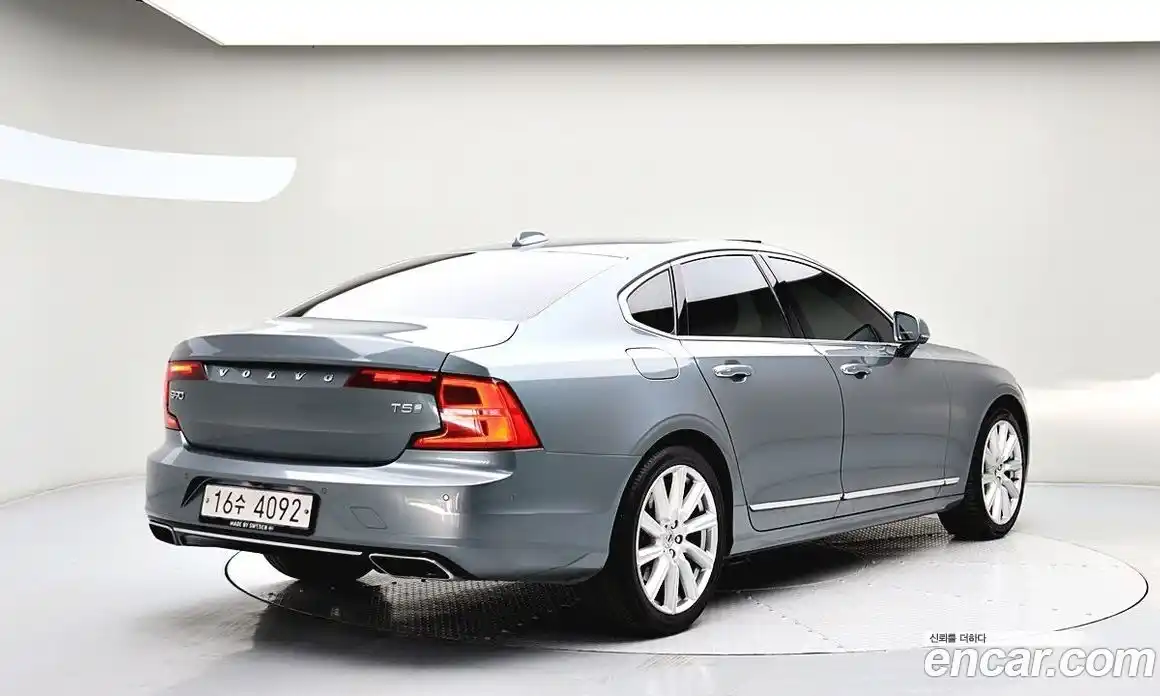 Volvo S90 2018 2.0 автомат (гидро), фото 4