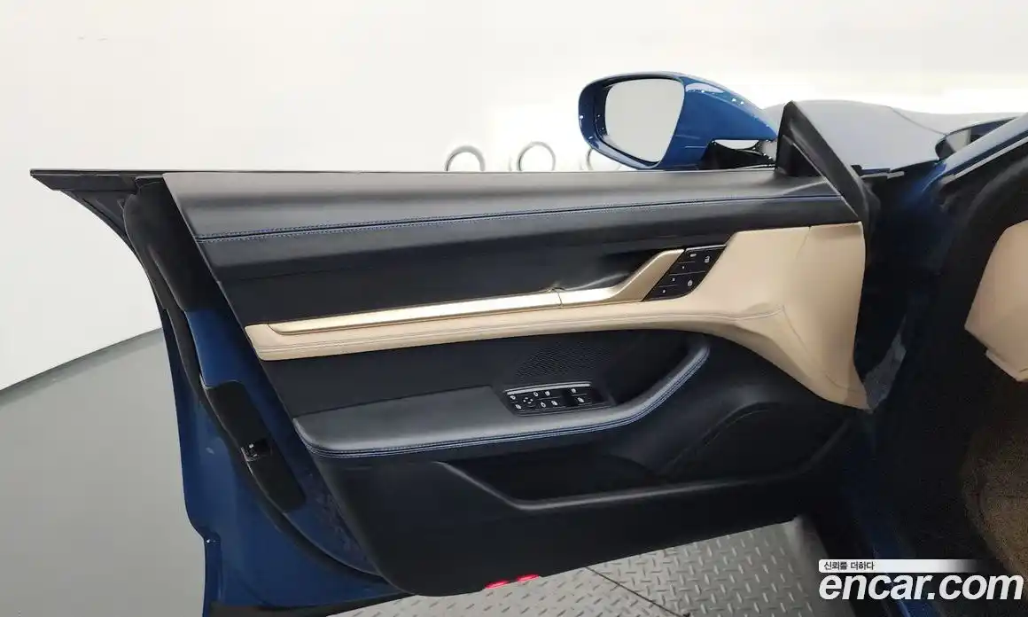 Porsche Taycan 2022 0.1 автомат (гидро), фото 14