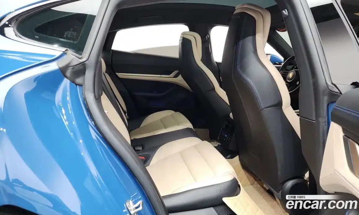Porsche Taycan 2022 0.1 автомат (гидро), фото 17