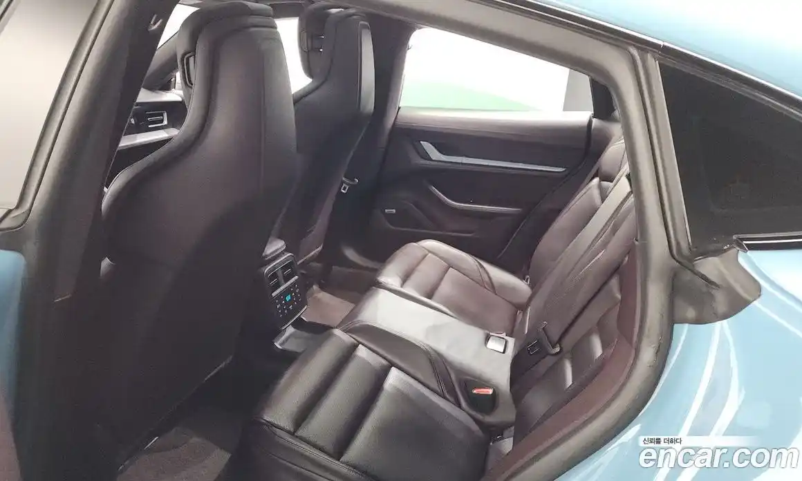 Porsche Taycan 2021 0.1 автомат (гидро), фото 11