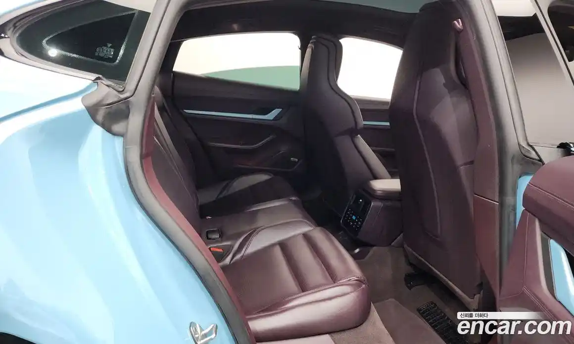 Porsche Taycan 2021 0.1 автомат (гидро), фото 12