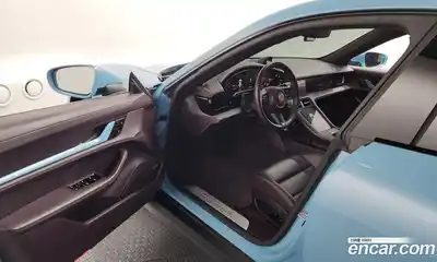 Porsche Taycan 2021 0.1 автомат (гидро), миниатюра 10