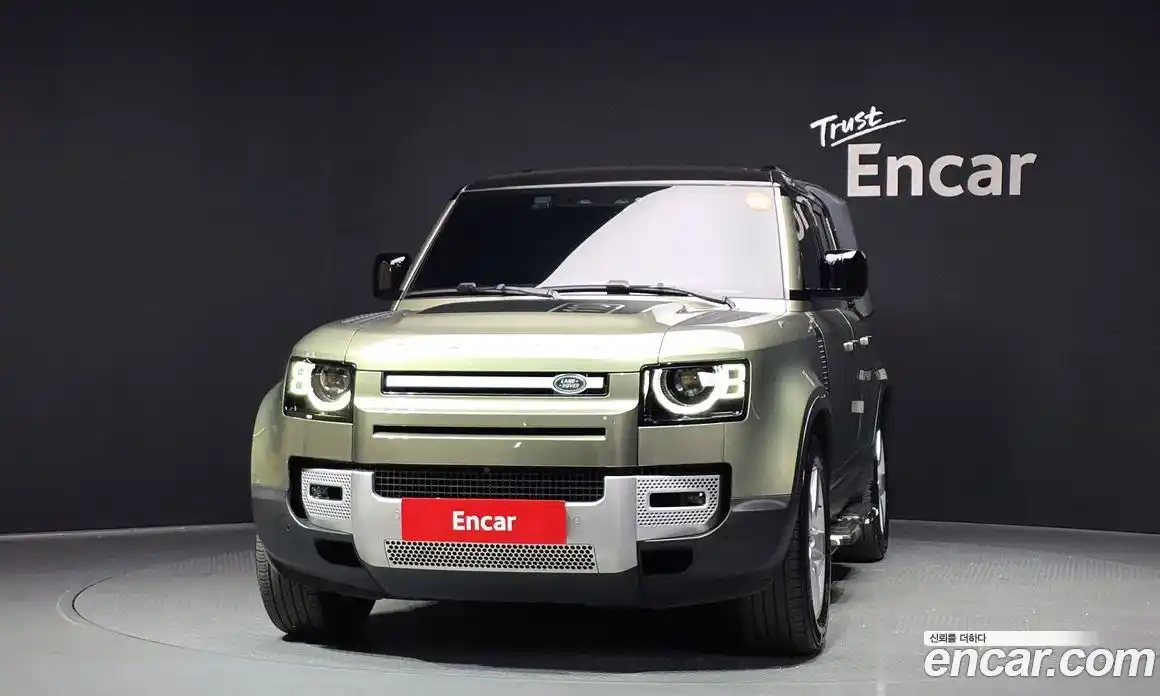 Land Rover Defender 2022 3.0 автомат (гидро), фото 3