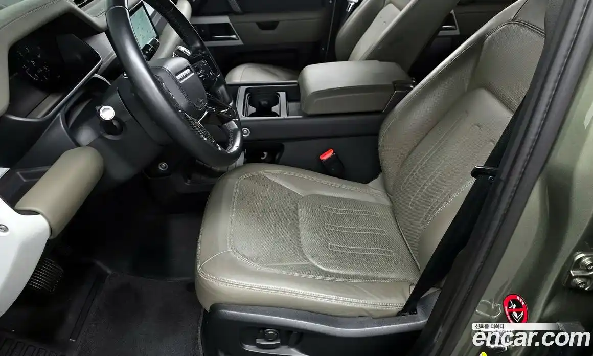 Land Rover Defender 2022 3.0 автомат (гидро), фото 31