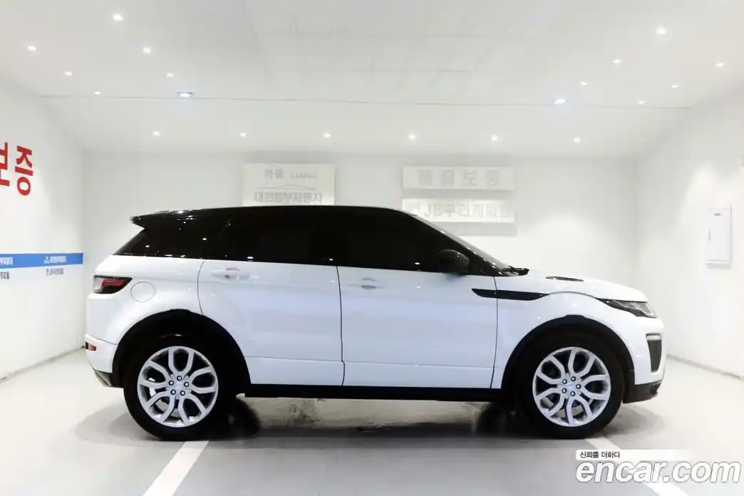 Land Rover Range Rover Evoque 2016 2.0 автомат (гидро), фото 5
