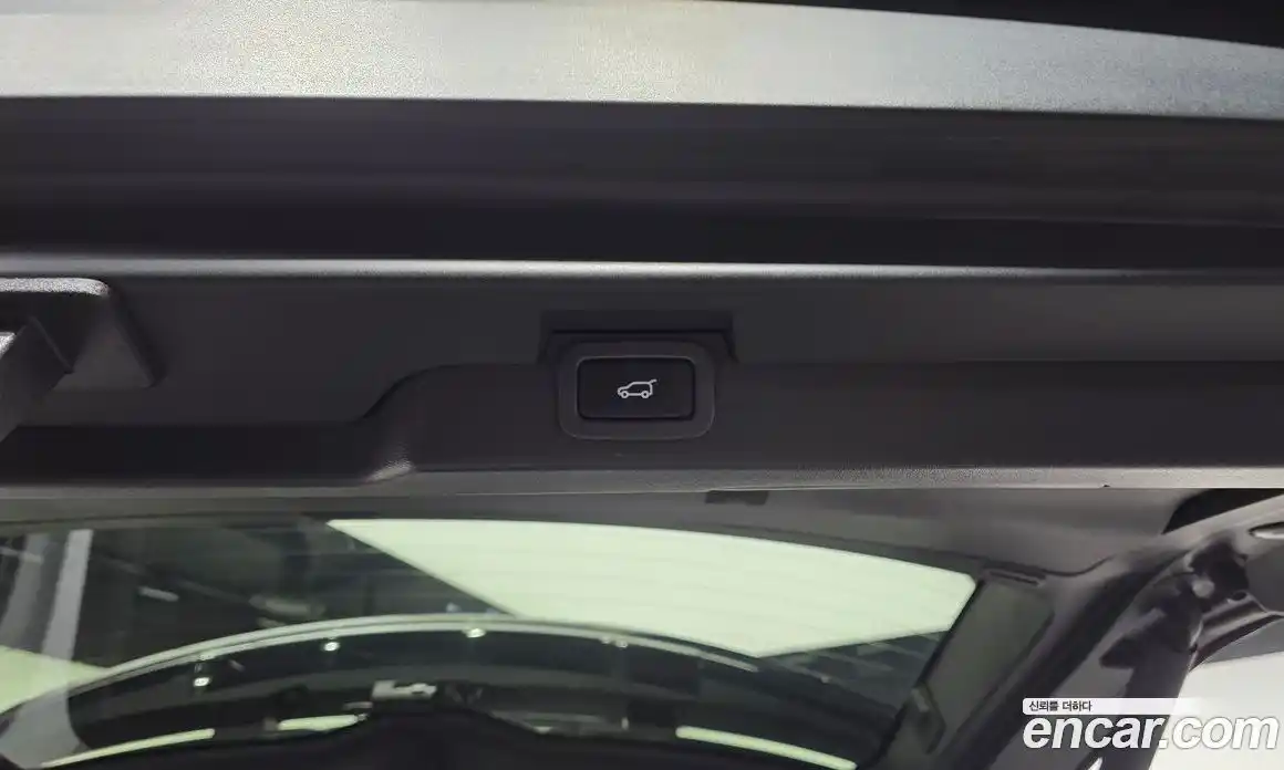 Land Rover Discovery 2019 3.0 автомат (гидро), фото 23