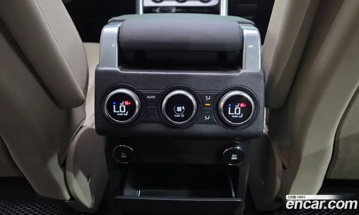 Land Rover Discovery 2019 3.0 автомат (гидро), фото 32