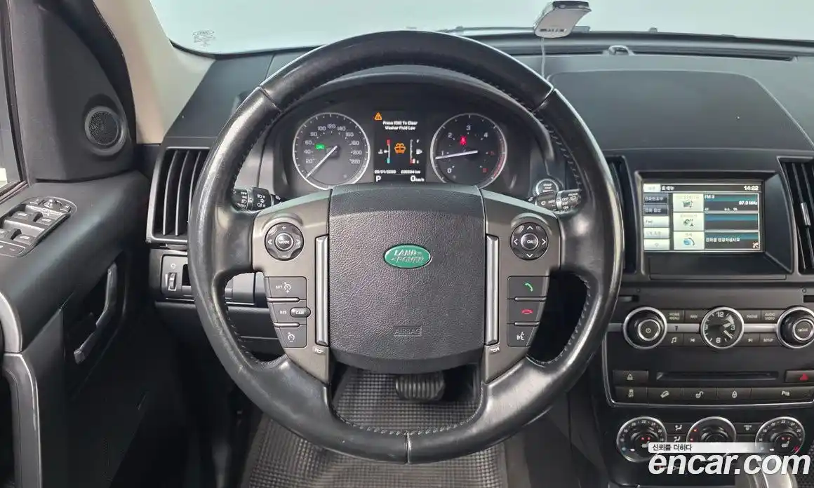 Land Rover Freelander 2014 2.2 автомат (гидро), фото 13
