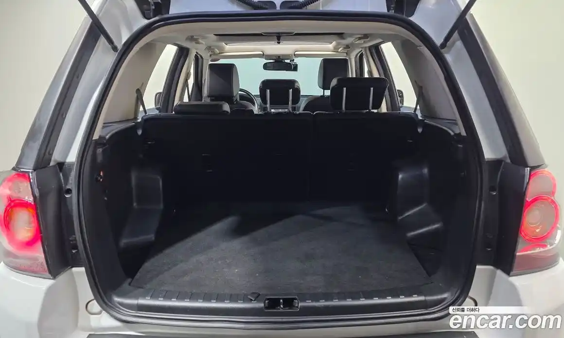 Land Rover Freelander 2014 2.2 автомат (гидро), фото 20
