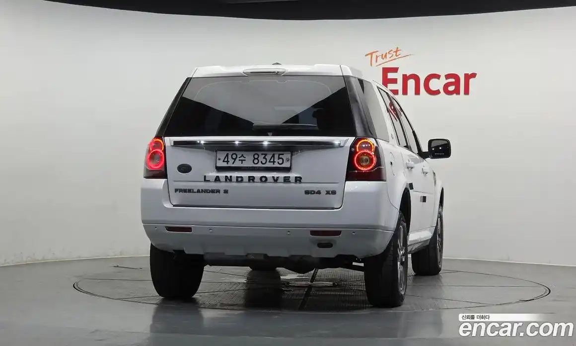Land Rover Freelander 2014 2.2 автомат (гидро), фото 4