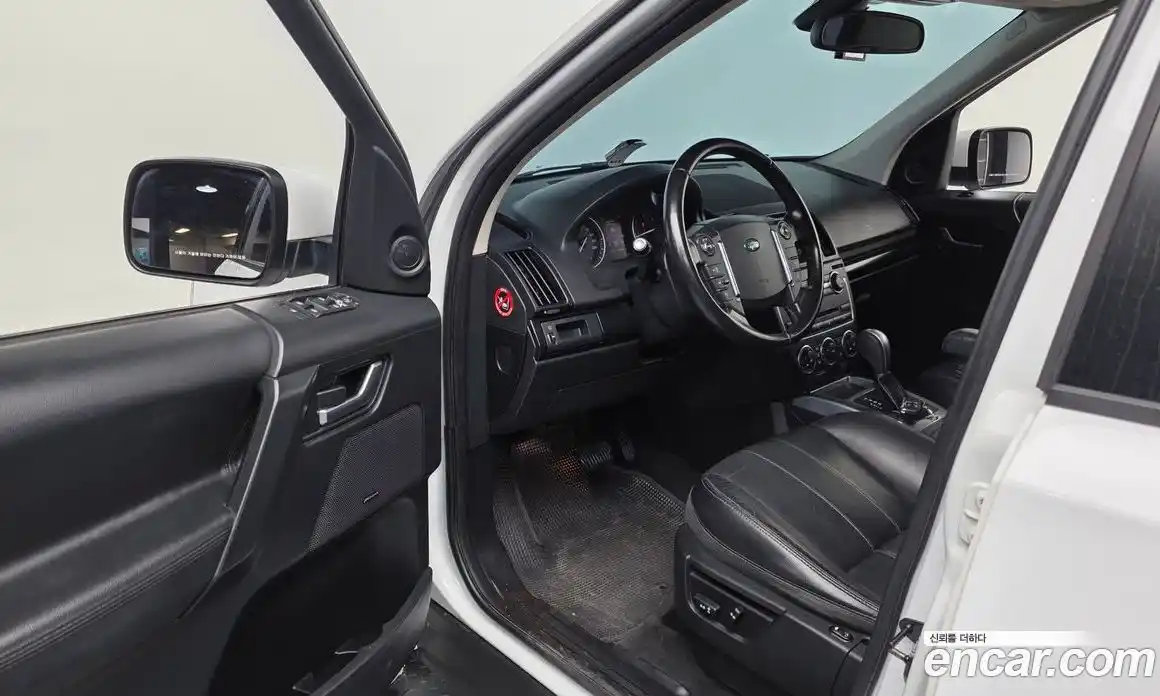 Land Rover Freelander 2014 2.2 автомат (гидро), фото 10