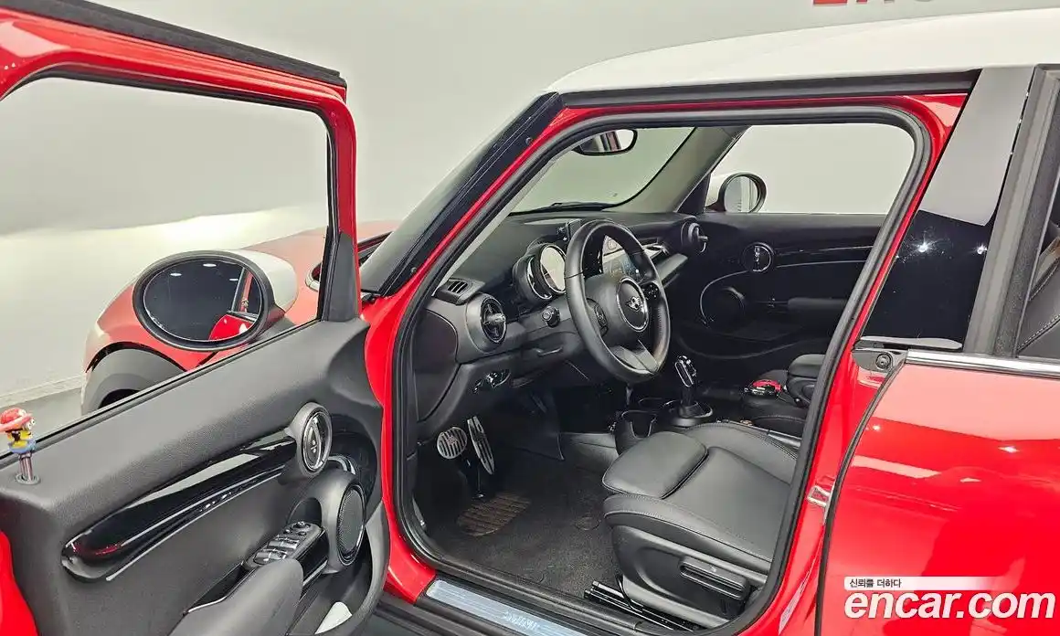 Mini Cooper 2022 1.5 автомат (гидро), фото 13