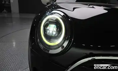 Mini Clubman 2023 1.5 автомат (гидро), миниатюра 8